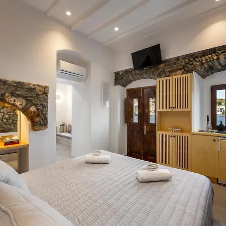 Evgenias Sea House شقة